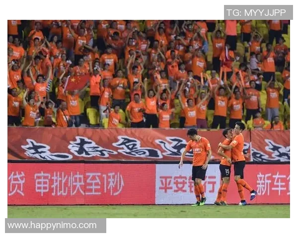 佛柔与山东鲁能的激烈对决展现中超足球的魅力与激情